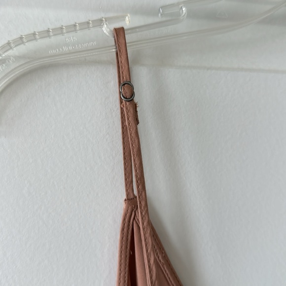 A&F satin tank top - Picture 3 of 4